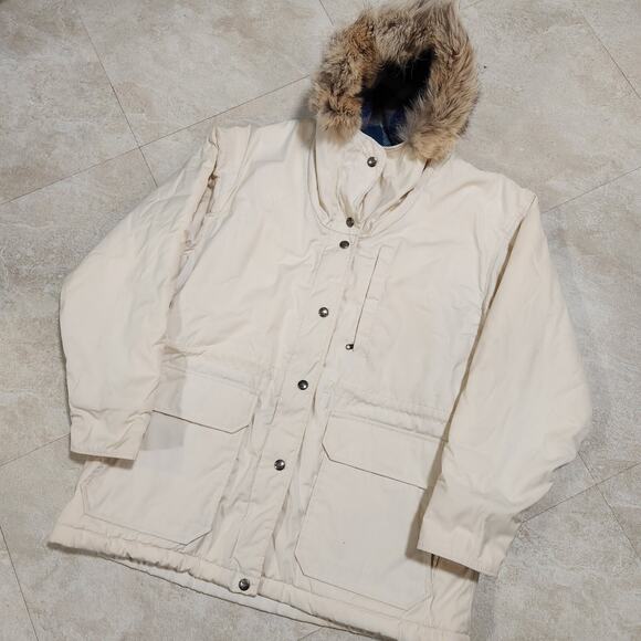 VTG Woolrich Womens M Medium Coyote Fur Hood Blanket Lined Parka Jacket Coat - Picture 2 of 10